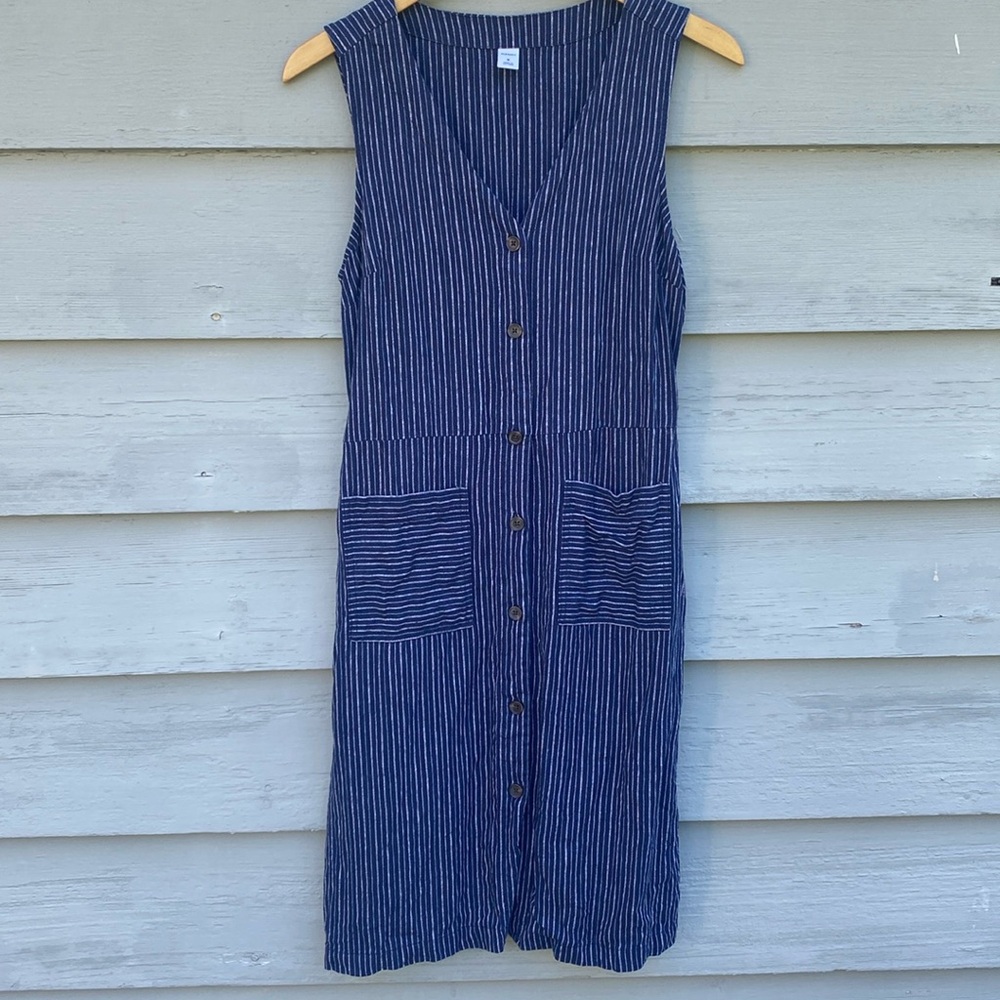Old Navy Sleeveless Striped Dress